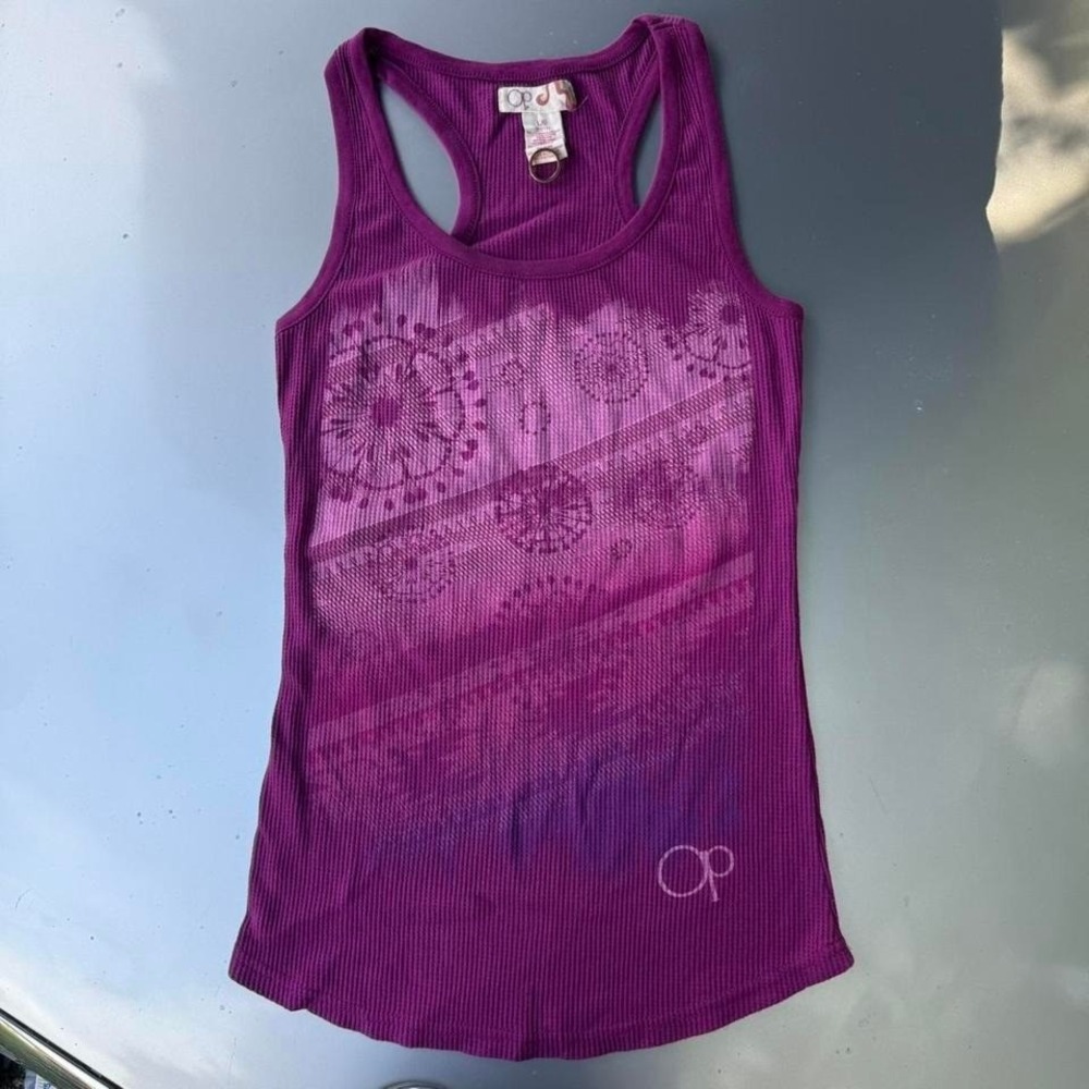 Y2K Ocean Pacific Purple tank top with a cool design